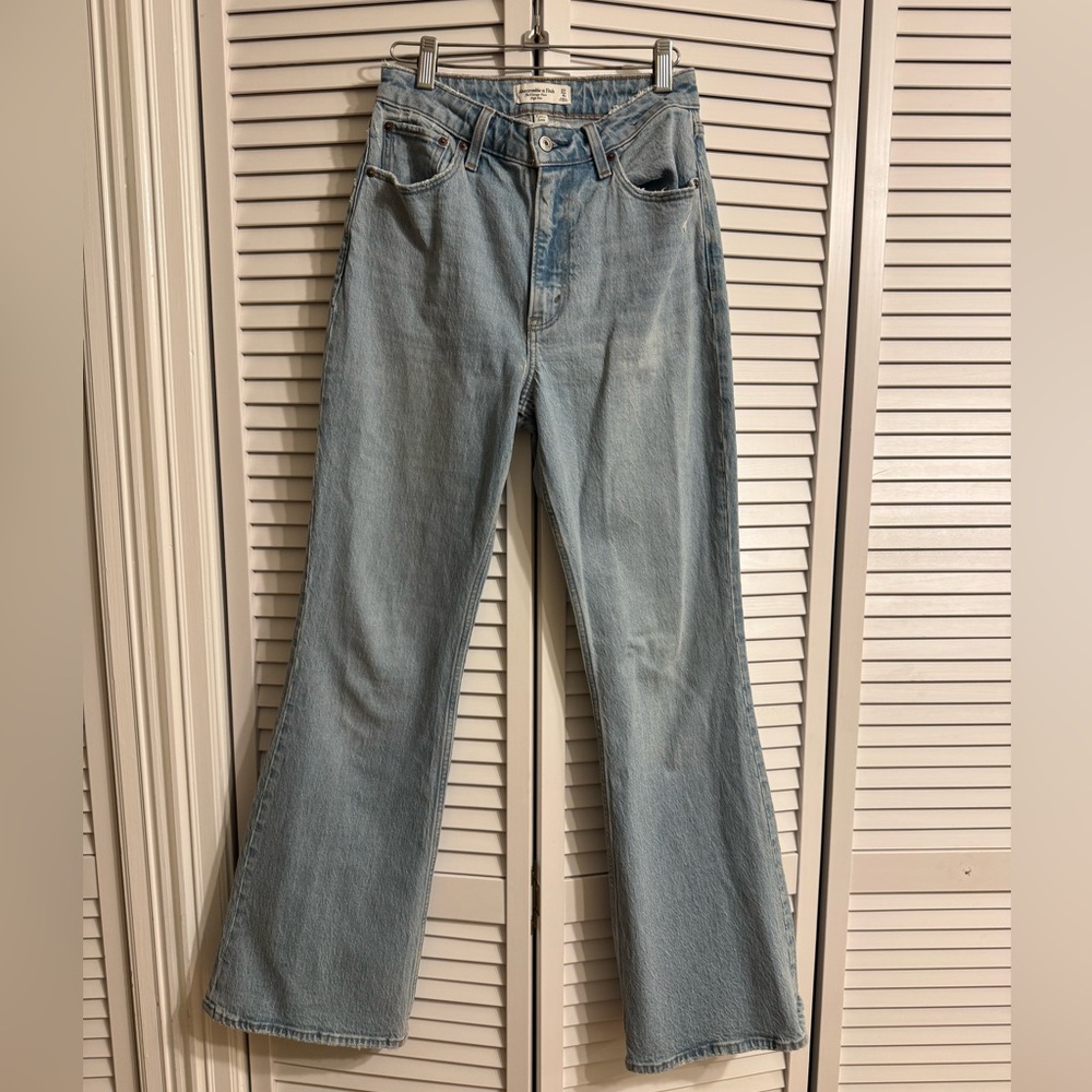 Abercrombie & Fitch Curve Love High Rise Vintage Flare Jean